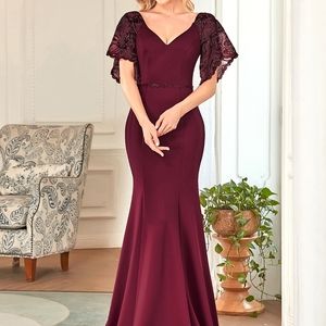 Maroon Contrast Embroidered Mesh Flutter Sleeve Mermaid Hem Prom Dress
